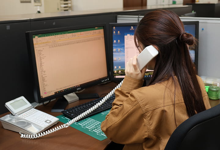 経理・総務部の様子